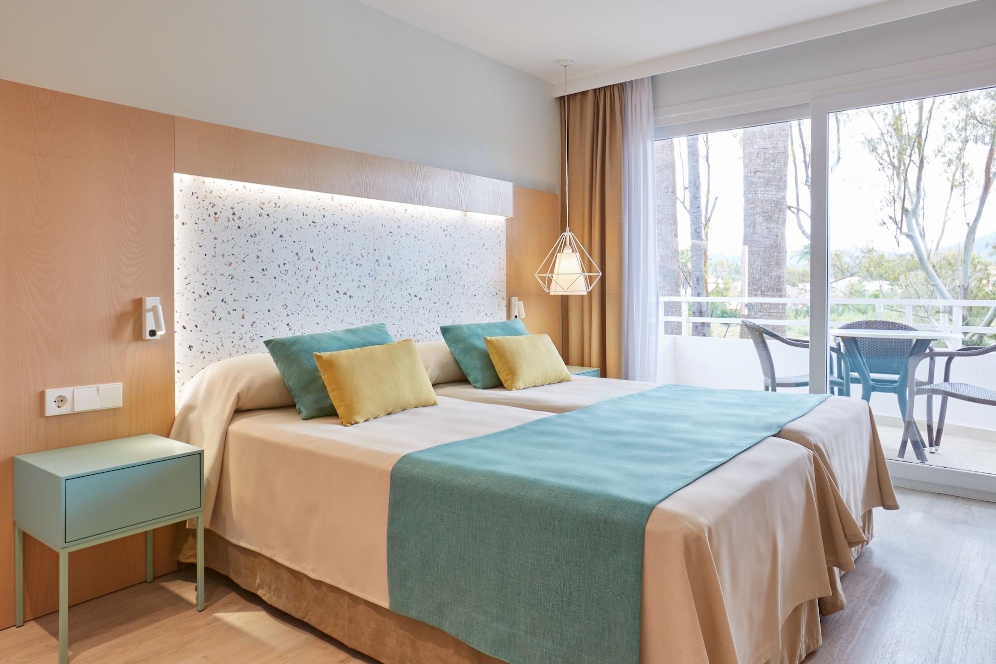 Universal Aparthotel Elisa Playa de Muro  Exteriér fotografie