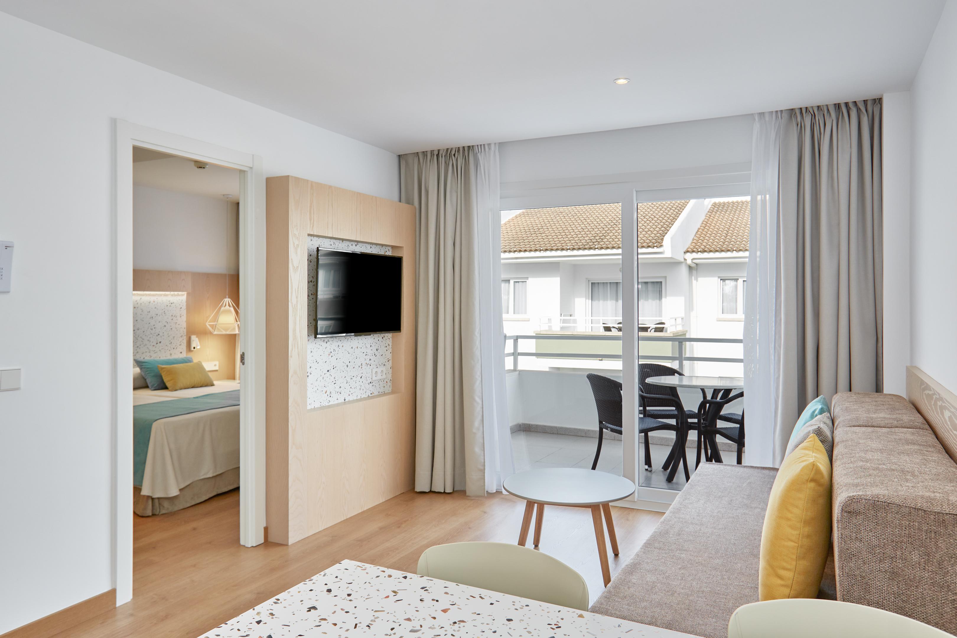 Universal Aparthotel Elisa Playa de Muro  Exteriér fotografie